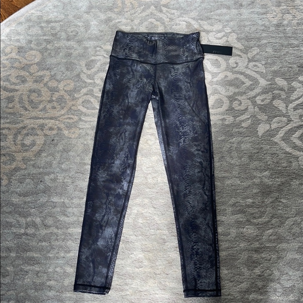 Snake skin tight leggings NWT